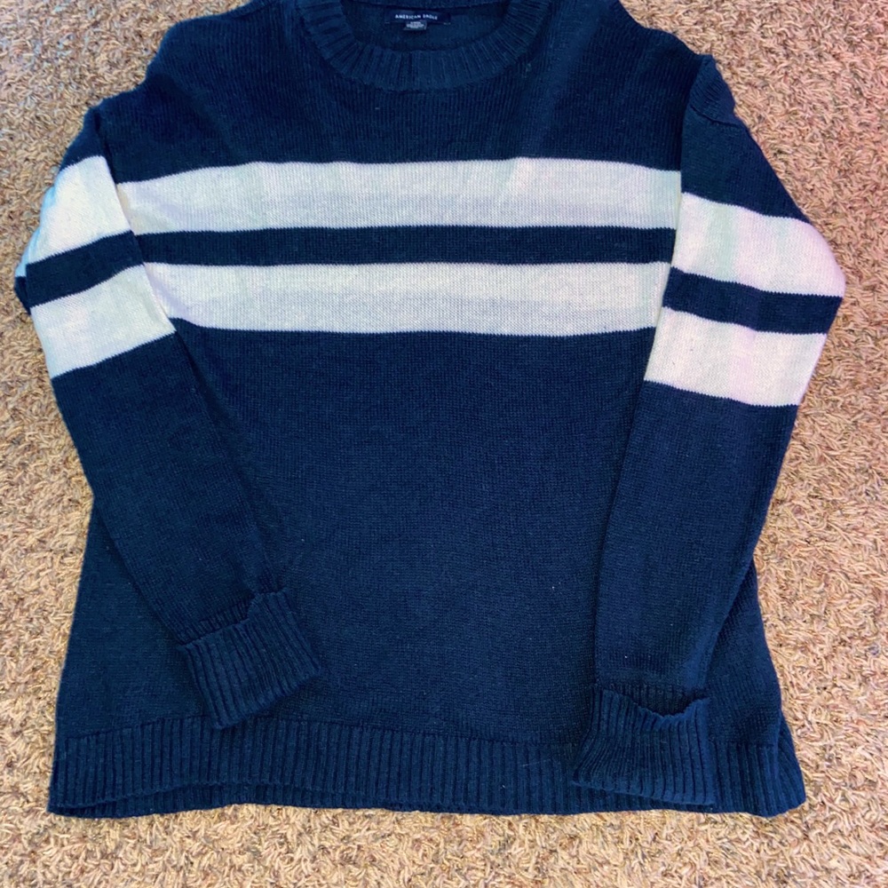 American eagle sweater
